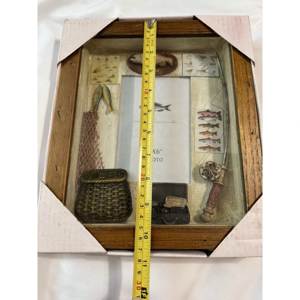 VINTAGE Frame Fishing Shadow Box 4X6 picture space HEAVY Wood‎ / Tackle Box Pole